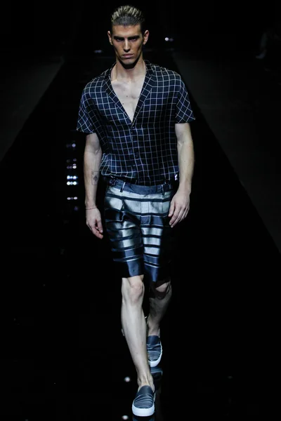 Look 91